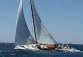 Blue Peter | 1930 20m (65’7″) Classic Cruiser Racer Sailing Yacht from British boat builder W. King & Sons