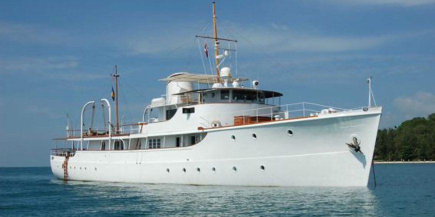 CALISTO | 1944 41.5m (136’1″) Classic Trawler Style Wood Motor Yacht from American shipyard Astoria Marine