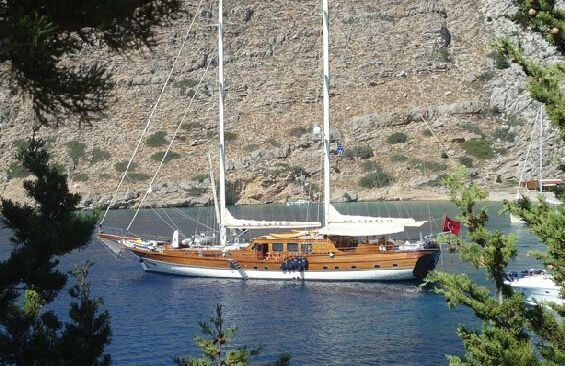 CANER 4 | 2010 36m (118’1″) Modern Gulet Motor Sail Yacht from Turkish shipyard Bodrum