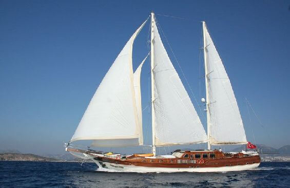 CANER 4 | 2010 36m (118’1″) Modern Gulet Motor Sail Yacht from Turkish shipyard Bodrum