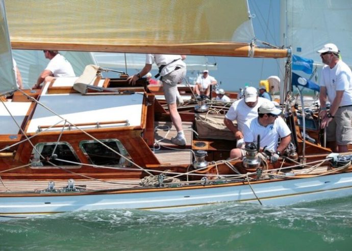 CETEWAYO | 1954 14.55m (47’9″) Classic Racer Cruiser Mahogany & Teak Sail Yacht from Scottish shipyard Morris and Lorimer