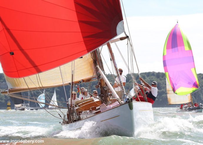 CETEWAYO | 1954 14.55m (47’9″) Classic Racer Cruiser Mahogany & Teak Sail Yacht from Scottish shipyard Morris and Lorimer