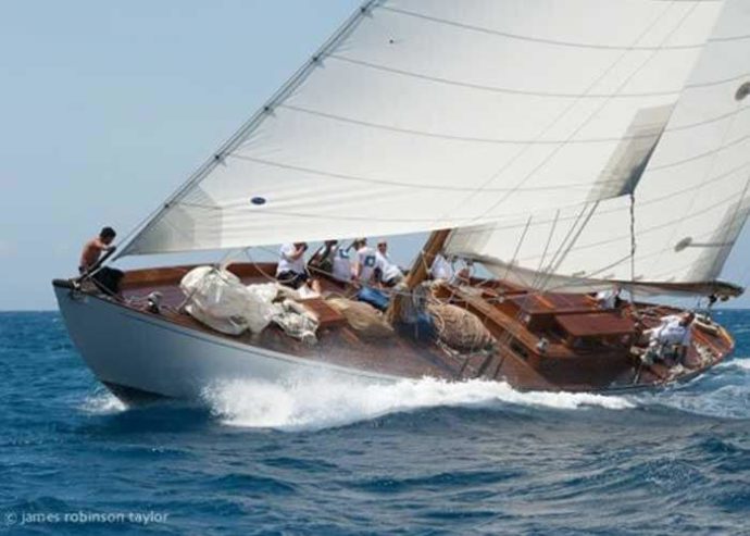 CETEWAYO | 1954 14.55m (47’9″) Classic Racer Cruiser Mahogany & Teak Sail Yacht from Scottish shipyard Morris and Lorimer