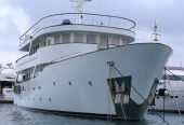 Donna Del Mare | 2007 34.6m (113’5″ ) Modern Steel Motor Yacht from Turkish shipyard Aegean Yacht