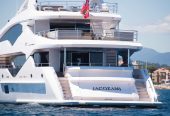 E Motion | 2016 40.05 m (131’3″) Luxury Performance Motor Yacht from British shipyard Sunseeker