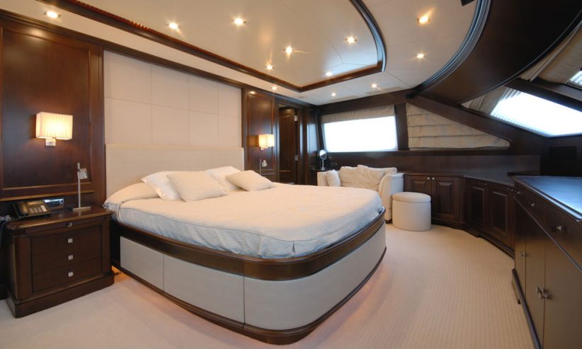 ELENA NUEVE | 2008 36.6m (120′) Luxury Motor Yacht from renowned Italian shipyard Benetti