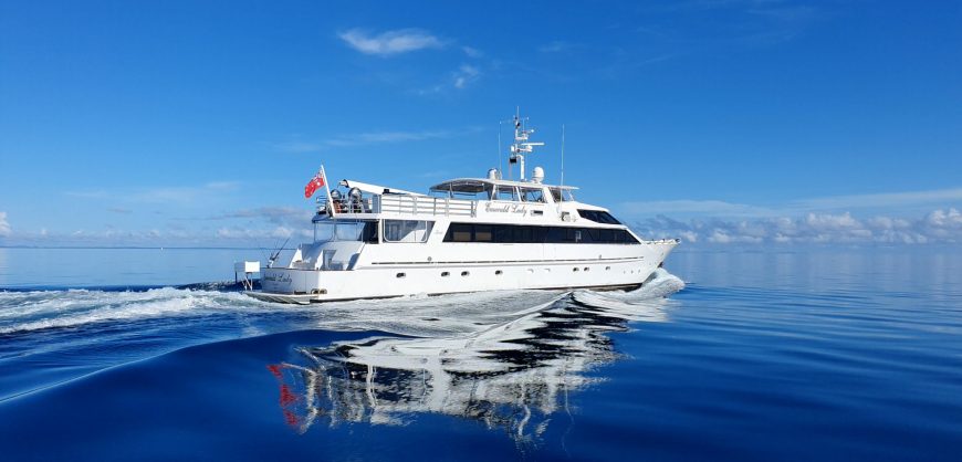 EMERALD LADY | 1983 35m (114’8″) Luxury Flybridge Aluminium Motor Yacht from Australian shipyard Lloyds Ships