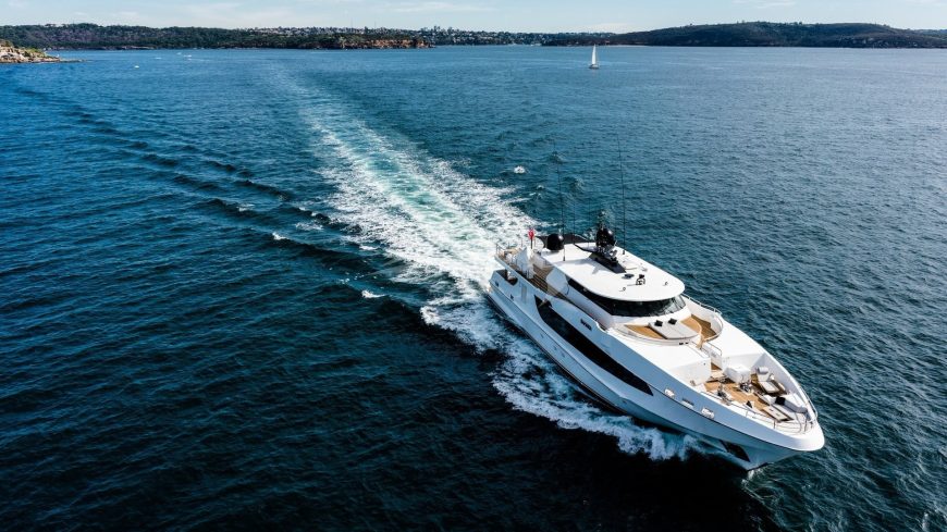 EVOLUTION | 2008 36m (118’1″) Luxury Aluminium Motor Yacht from Australian shipyard OCEANFAST