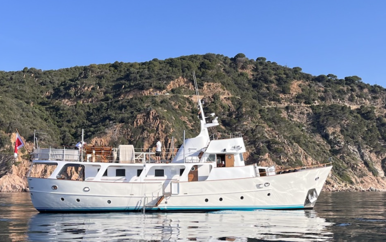 FAIRMILE | 1962 22.5m (73.8ft) Classic Steel Motor Yacht from Scottish shipyard Berwick