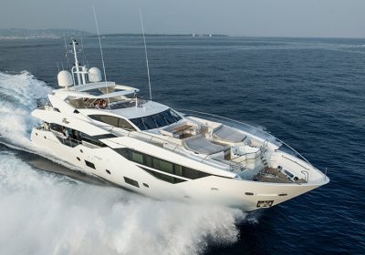 FLEUR-2016-35.2m-115422-Motor-Yacht-for-charter-YachtDealz1