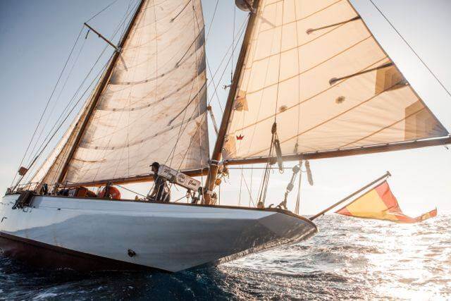 Gladoris II | 1928 24.5m (80’5″) Classic Cruising Sail Yacht from British boat builders Luke Brothers