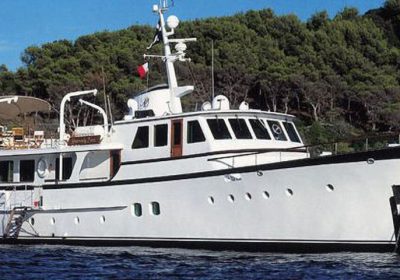 Heavenly-Daze-1972-32.22m-105722-Motor-Yacht-for-charter-YachytDealz12