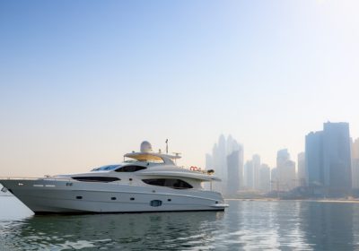 INIFITY-7-2009-30.78m-100922-Motor-Yacht-for-charter-YachtDealz2