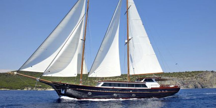 IRAKLIS L | 2009 41m (134’6″) Modern Motor Sail Yacht from Greek builder Perama Shipyards