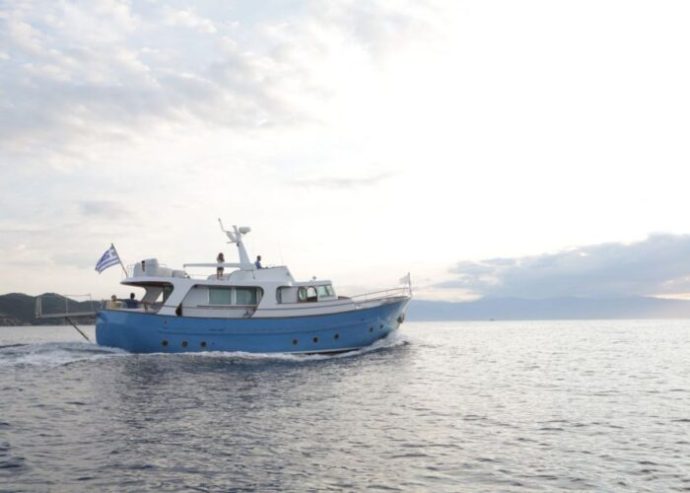 KALLISTA | 1975 17.25m (56’7″) Classic Trawler Conversion To Luxury Motor Yacht from Portuguese shipyard NAVALIA