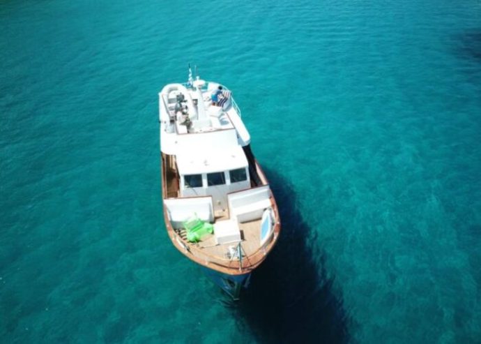 KALLISTA | 1975 17.25m (56’7″) Classic Trawler Conversion To Luxury Motor Yacht from Portuguese shipyard NAVALIA