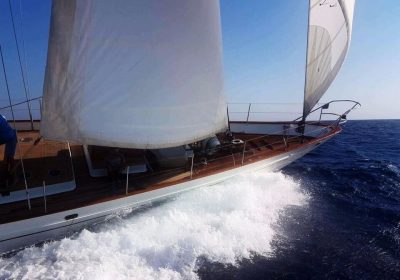 LAMADINE-1967-30.5m-100-Classic-Sail-Yacht-for-charter-YachtDealz19