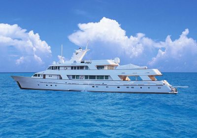 Lady-Hayat-1981-157-PICCHIOTTI-Motor-Yacht-For-Sale-YachtDealz8