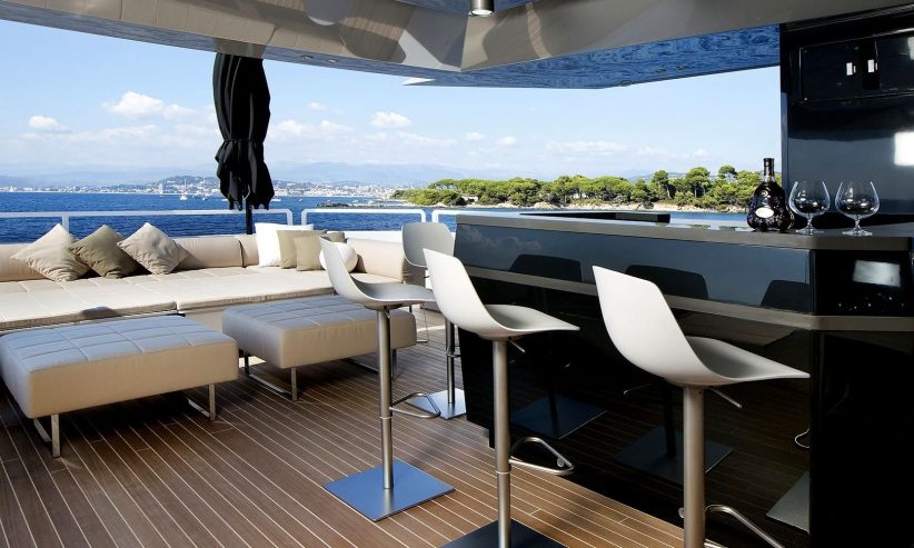 M YACHT | 2014 35m (114’8″) Luxury Motor Yacht from Turkish shipyard ARCADIA