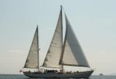 Meta IV | 1998 25.3m (83′) Cruising Teak Sail Yacht designed by American naval architect Thomas E. Colvin