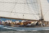 Moonbeam IV | 1914 32.1m (105’3″) Classic Wood Sail Yacht from British shipyard William Fife & Sons