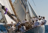 Moonbeam IV | 1914 32.1m (105’3″) Classic Wood Sail Yacht from British shipyard William Fife & Sons