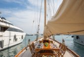 Moonbeam IV | 1914 32.1m (105’3″) Classic Wood Sail Yacht from British shipyard William Fife & Sons