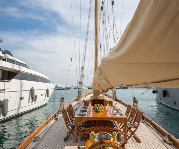 Moonbeam IV | 1914 32.1m (105’3″) Classic Wood Sail Yacht from British shipyard William Fife & Sons