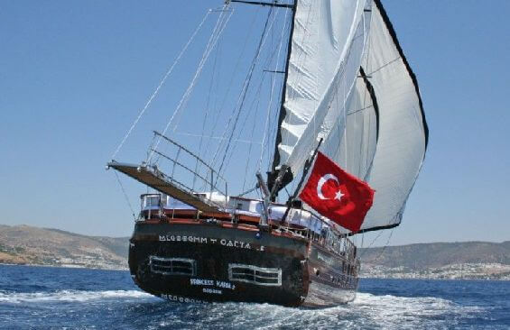 Princess Karia II | 2008 30m (98’5″) Modern Gulet Motor Sail Yacht from Turkish shipyard