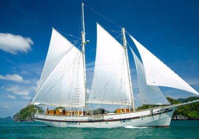 RAJA-LAUT-2005-30.78m-101122-Schooner-Sail-Yacht-for-charter-YachtDealz45