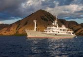 SALILA | 1991 58m (190’2″) Luxury Explorer Steel Motor Yacht from Japanese shipyard Kanasashi