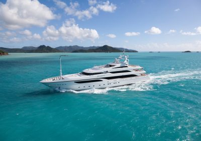 SEANNA-2011-211-822-BENETTI-Motor-Yacht-For-Sale-YachtDealz23