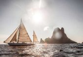 SHAMROCK V | 1930 36.58m (120′) Classic “J-Class” Sloop Sail Yacht from British shipyard Camper & Nicholsons