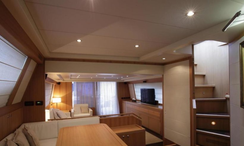 SULA | 2009 26.02 m (85’3″) Fast Flybridge Motor Yacht from Italian shipyard RIVA