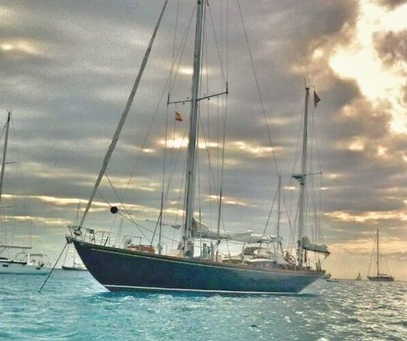 Samarkand | 1958 17m (55’9″) Classic Cruising Sailing Yacht from German shipyard Abeking & Rasmussen