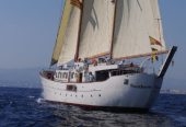 Southern Cross | 1962 33m (109’5″) Classic Luxury Motor Sailing Yacht from British shipyard Yarrow & Co