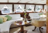 Southern Cross | 1962 33m (109’5″) Classic Luxury Motor Sailing Yacht from British shipyard Yarrow & Co