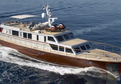 TEMPEST-WS-1963-32m-104922-Motor-Yacht-for-charter-YachtDealz10