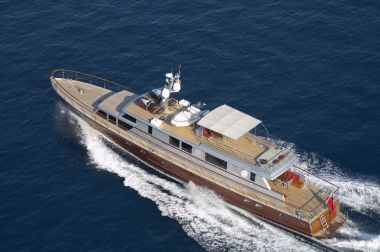 TEMPEST WS | 1963 32m (104’9″) Classic Motor Yacht from French shipyard Chantier de L’Estérel