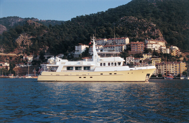 TIVOLI | 2001 27.61m (90’5″) Vripack Doggersbank design Explorer Steel Motor Yacht from Turkish shipyard Proteskan