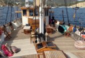 TRUE LOVE | 1944 23.55m (77’9″) Classic Ketch Motor Sail Yacht from German shipyard Burmester