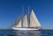 WEATHERBIRD | 1931 31m (101’7″) Classic Schooner Sail Yacht from French shipyard Chantelot & Lemaistre