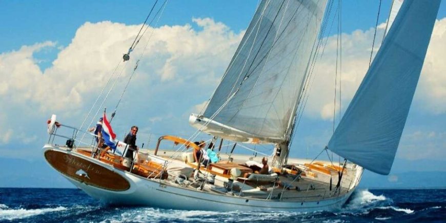 Whitefin | 1985 27.43m (90′) Classic Cruising Racer Sail Yacht from American shipyard Renaissance Yachts