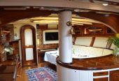 Whitefin | 1985 27.43m (90′) Classic Cruising Racer Sail Yacht from American shipyard Renaissance Yachts