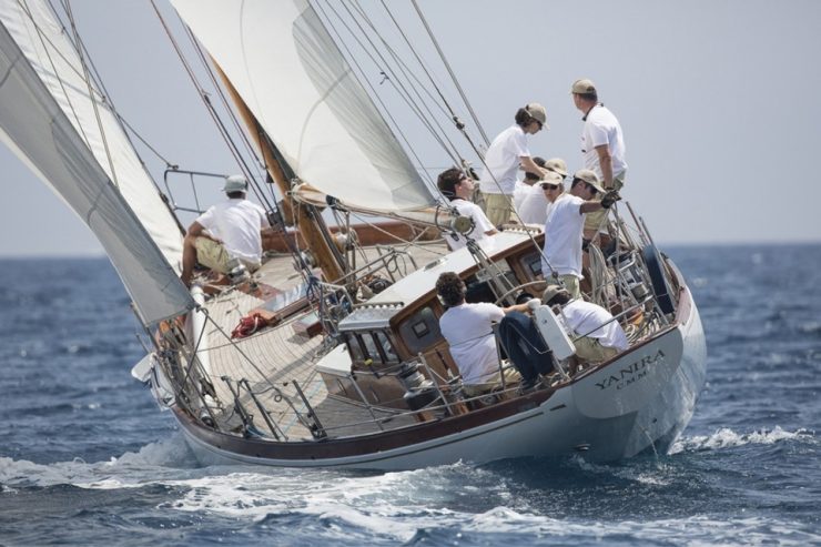 Yanira | 1954 17.9m (58’9″) Classic Cruising Racer Mahogany Sail Yacht custom made in Norway