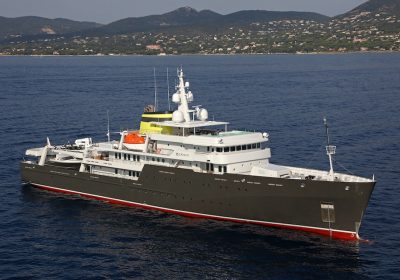 YERSIN-2015-76.6m-251322-Explorer-Motor-Yacht-for-charter-YachtDealz1