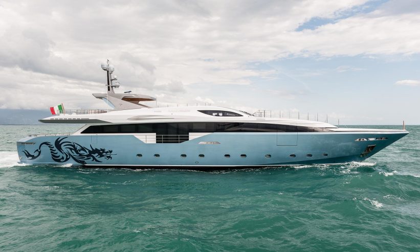 ZIG ZAG OCEAN | 2014 44.8m (146’9″) Raised Pilothouse Performance Motor Yacht from renowned Italian shipyard Admiral