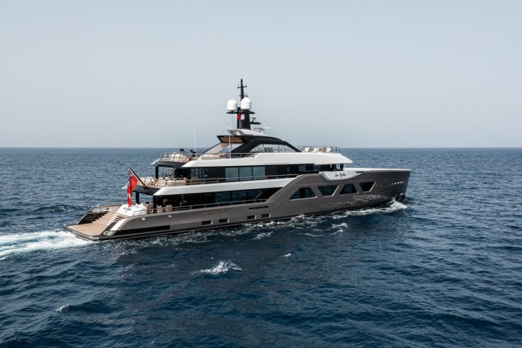 COME TOGETHER | 2022 60m (197ft) Luxury Amels 60 Limited Editions Series Motor Yacht