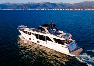 DEEP-BLUE-III-2019-31.1m-102122-Motor-Yacht-for-sale-YachtDealz6