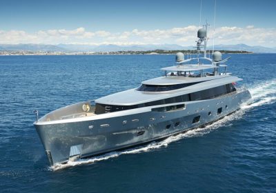 LADY-MAY-2014-46.22m-151822-Motor-Yacht-for-sale-YachtDealz5